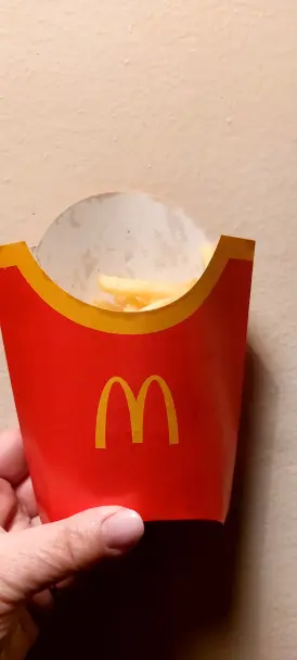 Mcdonald's - Slikts serviss Saharova ielā